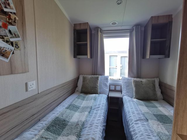 8Berth- SmartTV- CloseToBeach- FamilyFriendly - 1203842 - photo 5