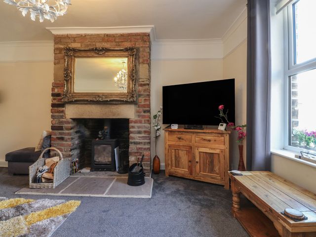 10 Oak Street - 1204113 - photo 5