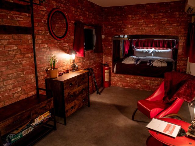 Sleeps 2 -Private Garden -Pets Ok -Hot Tub -Dennis - 1204712 - photo 3