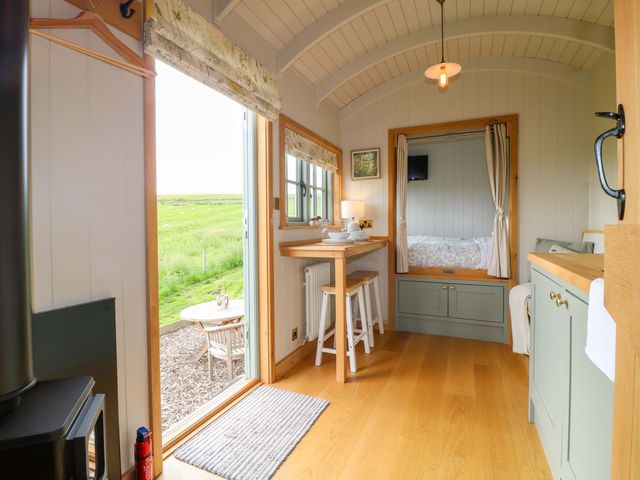 Meadow Shepherds Hut - 1205753 - photo 3