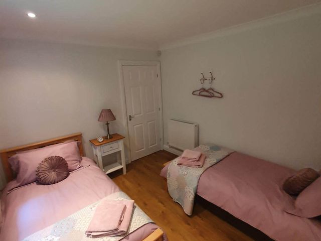 Stunning 2 Bedroom Pet Friendly Lodge - 1206270 - photo 5