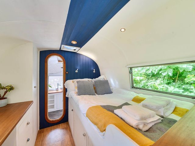 Sleeps 2 - Private Hot Tub - Fire Pit - 1206277 - photo 4