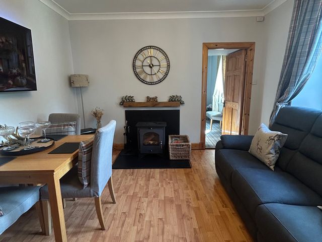 1 Station Cottages - 1206327 - photo 4