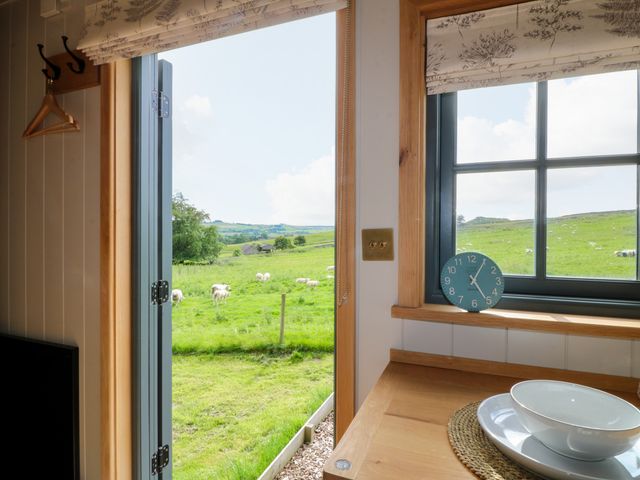 Fern Shepherds Hut - 1206342 - photo 2