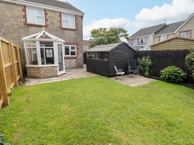7 Cwrt Y Cadno - 1206456 - photo 2