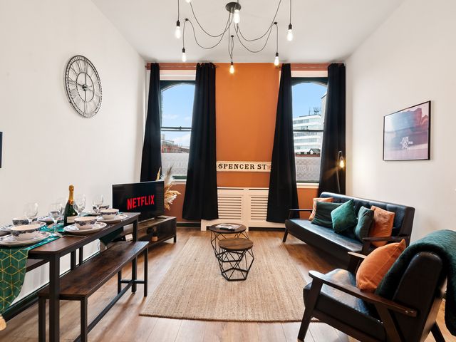 The Jewel Box Birmingham City Apartment - 1206855 - photo 2