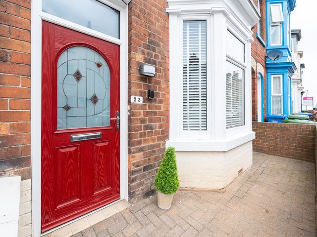 23 Trafalgar Road - 1207024 - photo 2