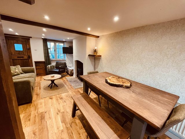 Charming Cottage Sleeps 4 with Sauna - 1207171 - photo 2