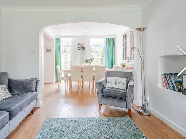 3 bedroom house 3mins to beach Pet Friendly - 1207173 - photo 2