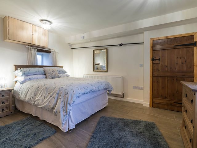 The Stables at Brambles Farm Sleeps 2 Wifi - 1207175 - photo 4