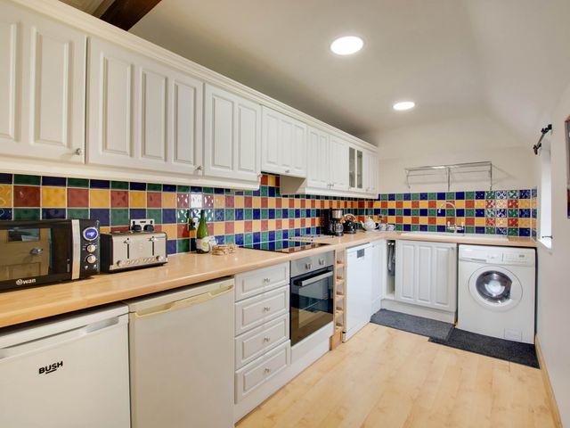 1880s Barn Conversion Sleeps4 Pet Friendly - 1207198 - photo 4