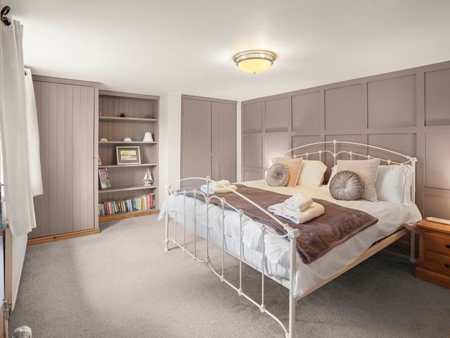 1880s Barn Conversion Sleeps4 Pet Friendly - 1207198 - photo 5
