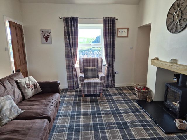 Beautiful 2Bed semi rural cottage enclosed garden - 1207207 - photo 2