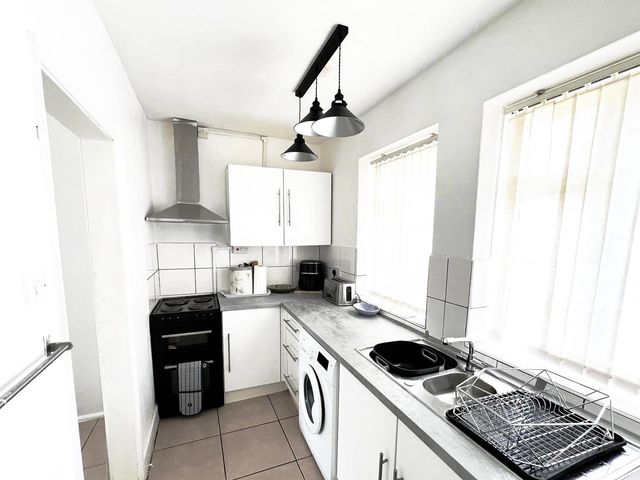 Suspire House Sleeps 6 Garden Bbq Coastal retreat - 1207208 - photo 3