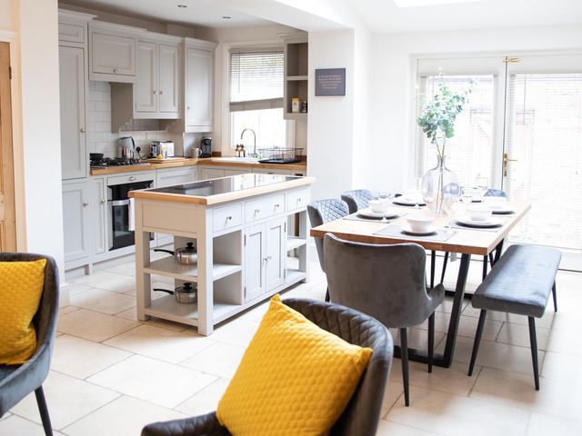 York Minster 3bed Sleeps 6 Fireplace Free Parking - 1207214 - photo 3
