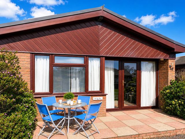 Coastal Chalet Retreat in St Margaret's Bay - 1207228 - photo 2