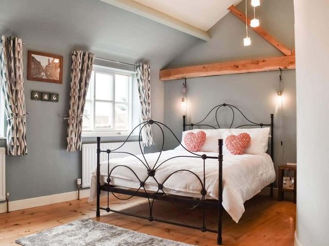 Four bed cottage large garden dog friendly - 1207237 - photo 4