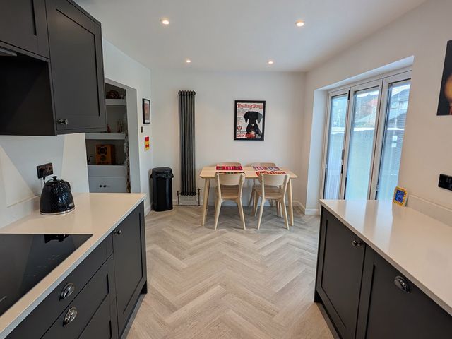 3 Bed Sleeps 5 Garden Parking Pets - 1207263 - photo 3