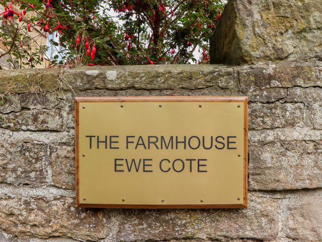 Ewe Cote Hall Farmhouse - 1207553 - photo 5
