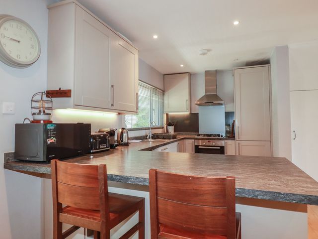 1 Grenville Road - 1207761 - photo 5