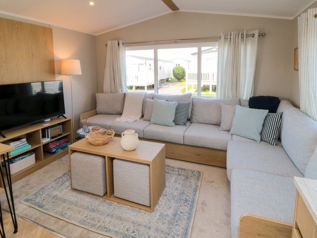 The Beach Retreat at Cayton Bay - 1207764 - photo 5