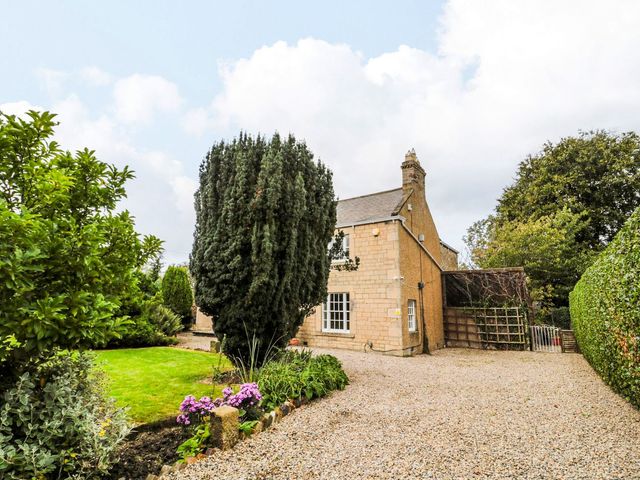 Prudhoe Cottage - 1208098 - photo 3
