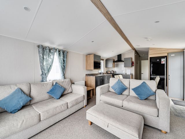 Primrose Valley 3Bed Caravan Sleeps 8 Pets Ok - 1208303 - photo 2