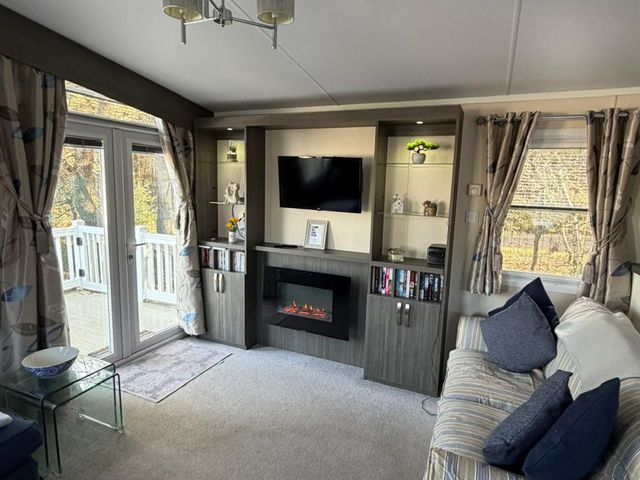2Bed Ringwood Cabin  incl Park Pass SelfCheckin - 1208306 - photo 2