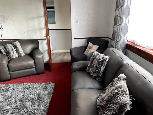 Immaculate 5 Bedroom House with Sea View - 1209040 - photo 3