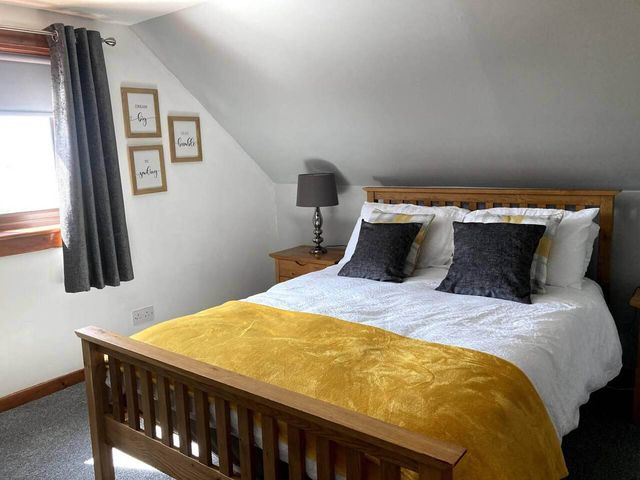 Immaculate 5 Bedroom House with Sea View - 1209040 - photo 5