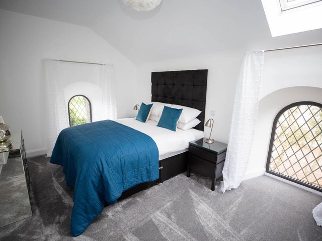 Stunning 3 Bed Converted Village Hall Near Kelso - 1209079 - photo 5