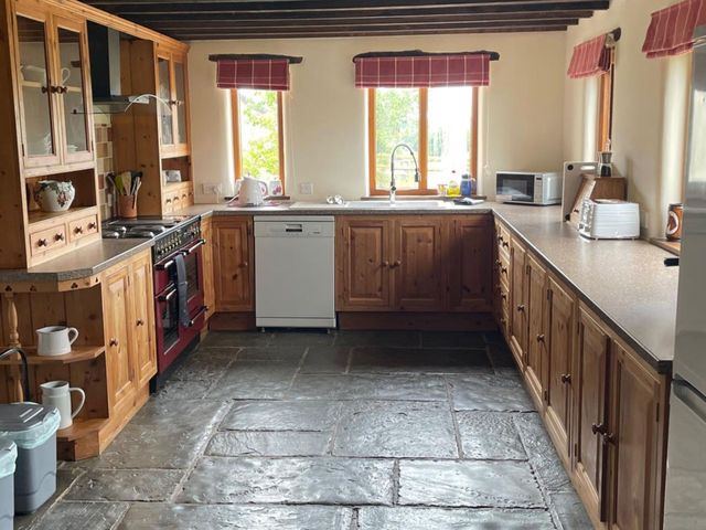 16th Century Devon Farmhouse Stunning Views - 1209090 - photo 3