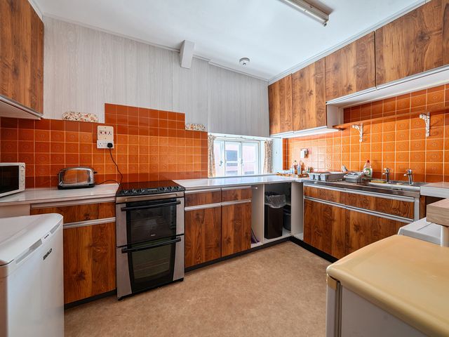 Apartment in historic village Sleeps 6 - 1210007 - photo 4
