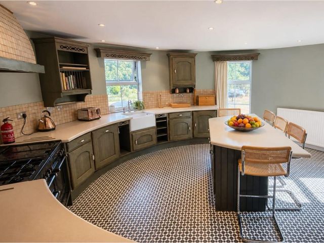 Sharvels Oast House - Pool, Tennis, Luxury Home - 1210009 - photo 4