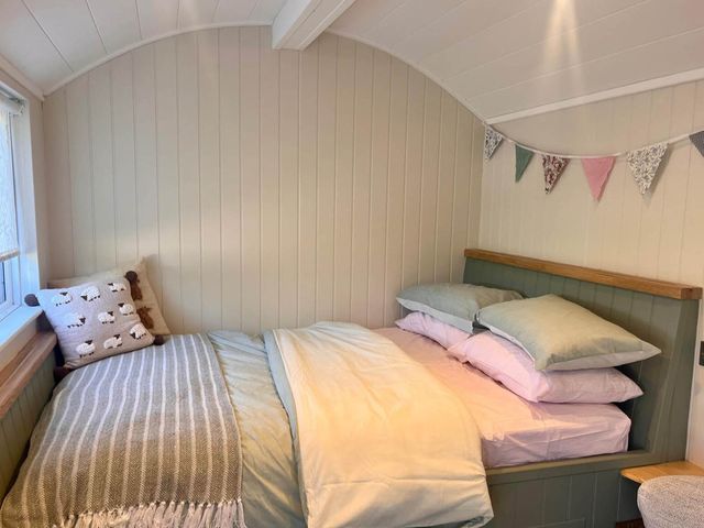 Peaceful Shepherd Hut near Clovelly - 1210039 - photo 5