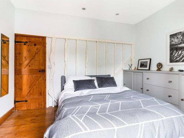 Little Braybrooke Cottage- Saffron Walden - 1210062 - photo 5