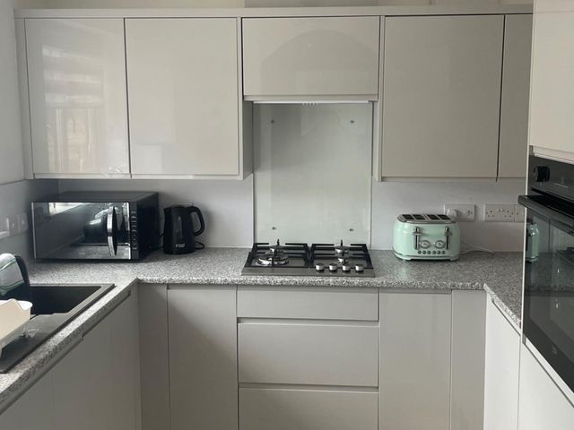 Sleeps 5 pet friendly, Enclosed garden, Parking - 1210064 - photo 3