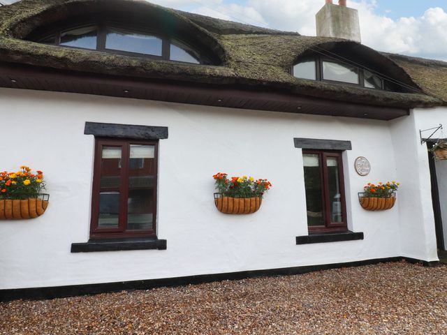 The Thatched Cottage - 1210254 - photo 2