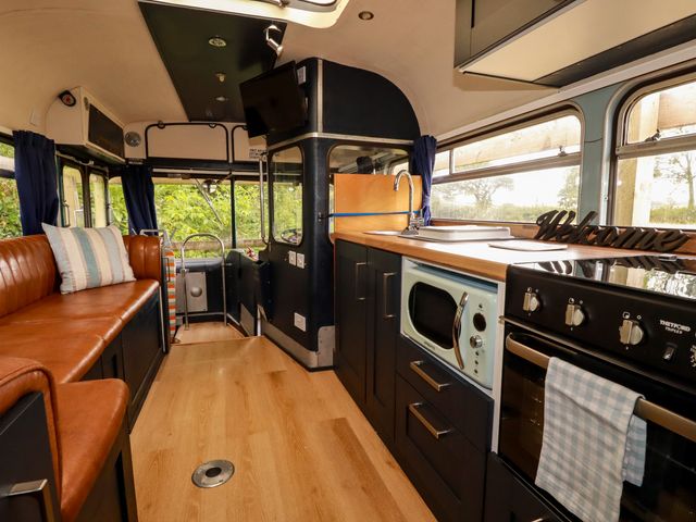 Honey Bee Bus - 1210399 - photo 5