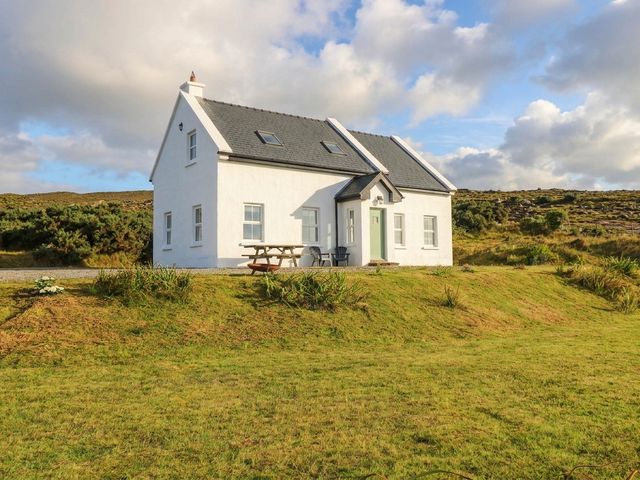 Doughbeg Beach Cottage - 1210508 - photo 1 