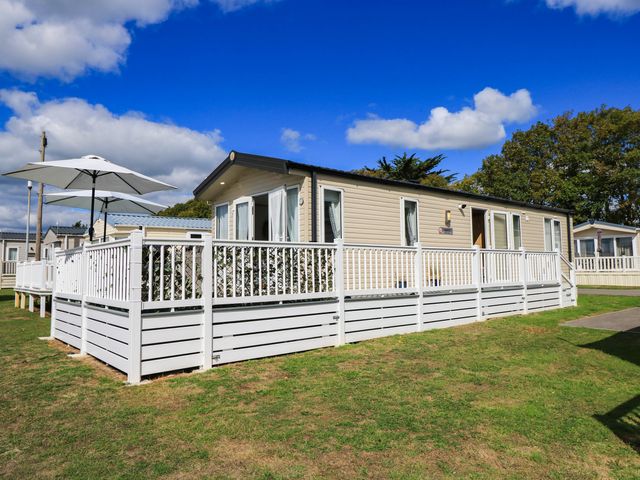 216 Solent Breezes - 1211355 - photo 3