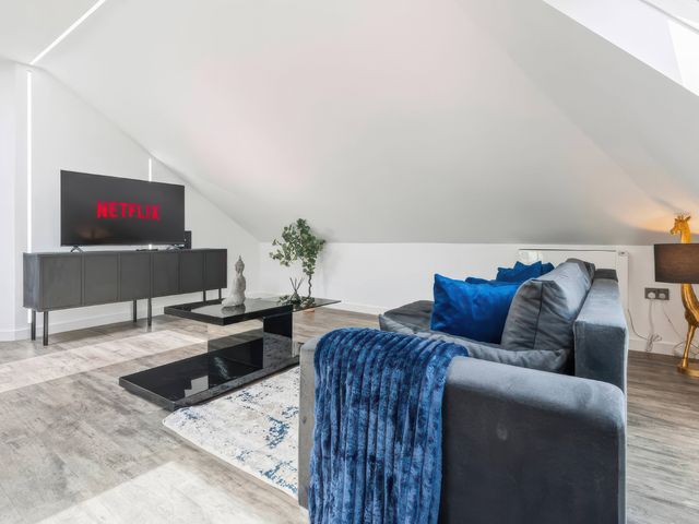 Luxury 2 bed Penthouse with free parking and London views - 1211488 - photo 2