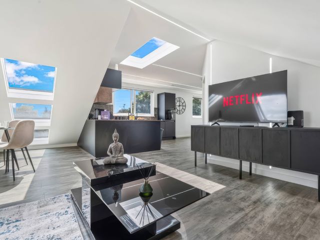 Luxury 2 bed Penthouse with free parking and London views - 1211488 - photo 3