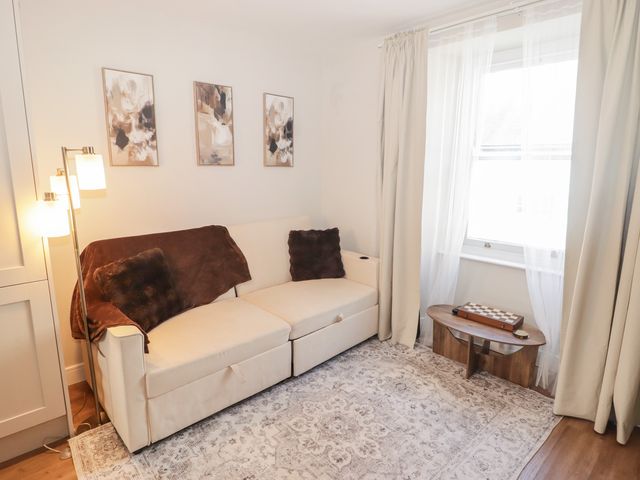 Flat 3 - 1211541 - photo 2