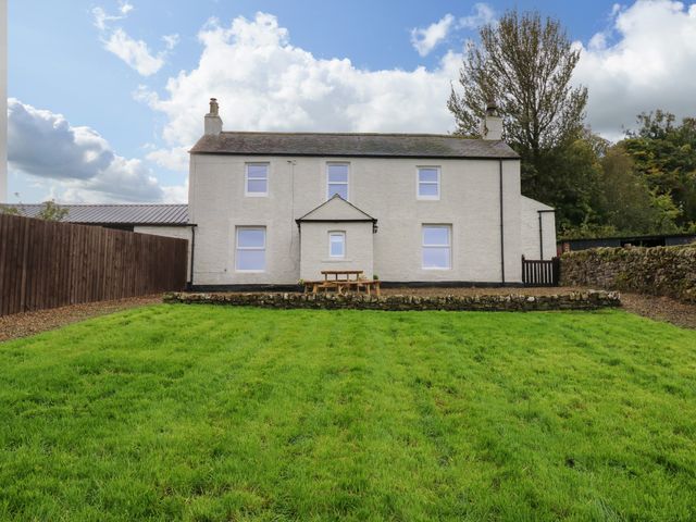 A house with a garden at Gap Farm in Gilsland