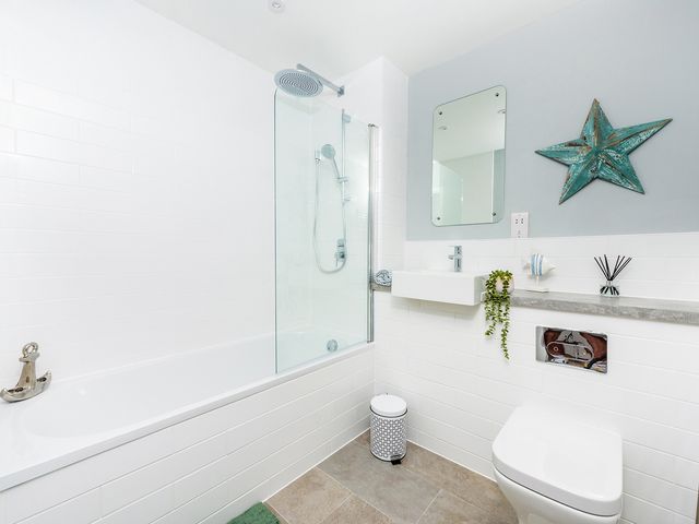 Luxury City Centre Apartment, Prime Location - 1212445 - photo 4