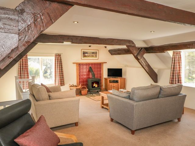Upper Barn Cottage - 1212473 - photo 3