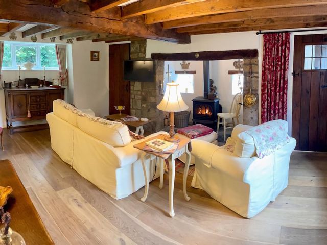 Honey Bee Cottage - 1212881 - photo 5