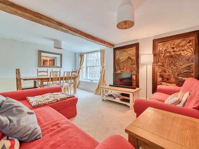 Furzen Farmhouse - 1212898 - photo 2
