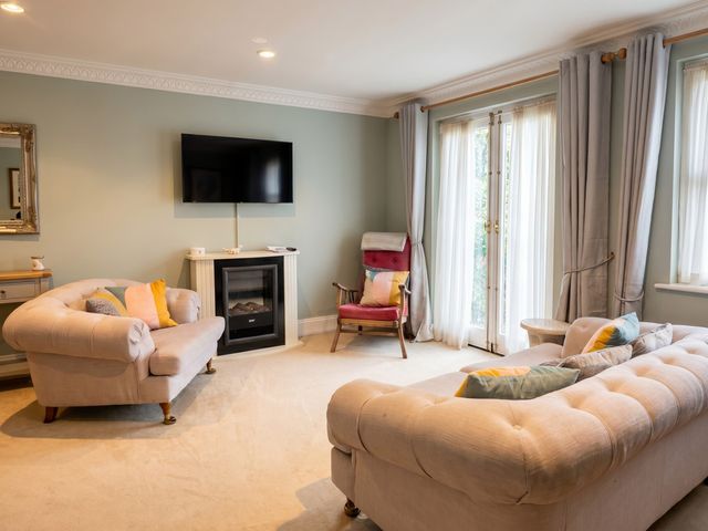 Circus Mews Townhouse - 1212900 - photo 3